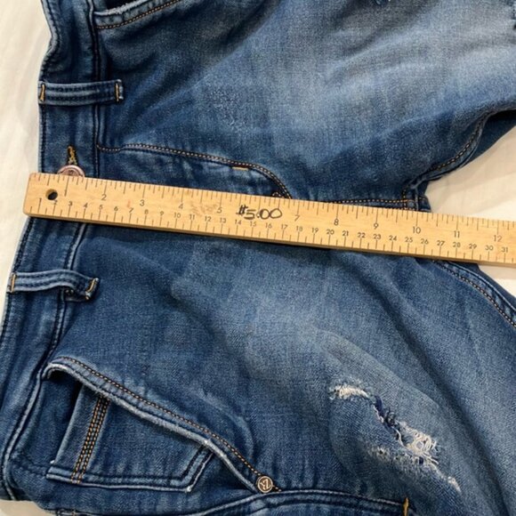 Zyker Ins Co   Designer Denim Shorts - Picture 10 of 16